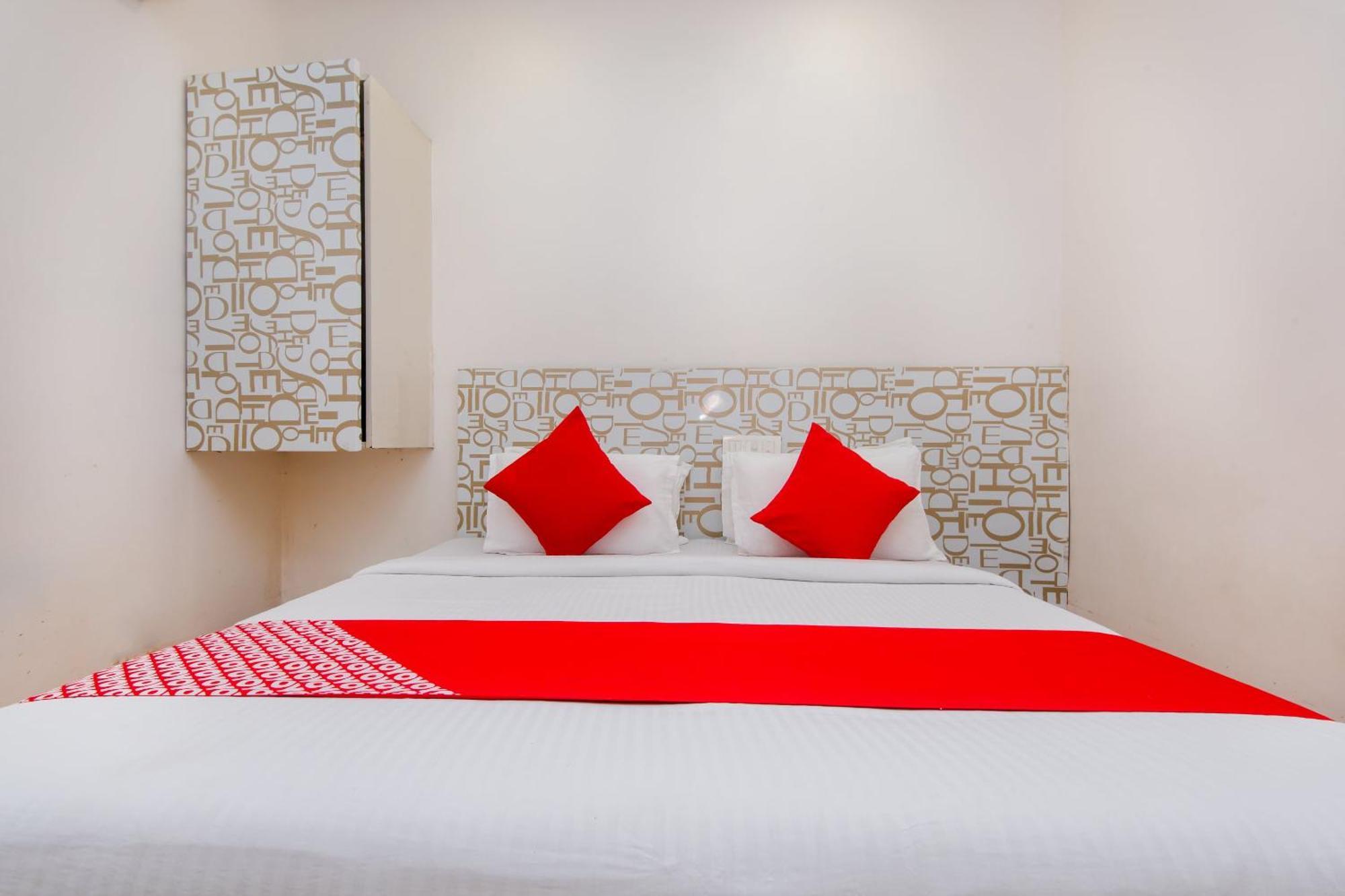 Hotel O Blue Pearl Residency Near Chhatrapati Shivaji International Airport Мумбай Екстериор снимка