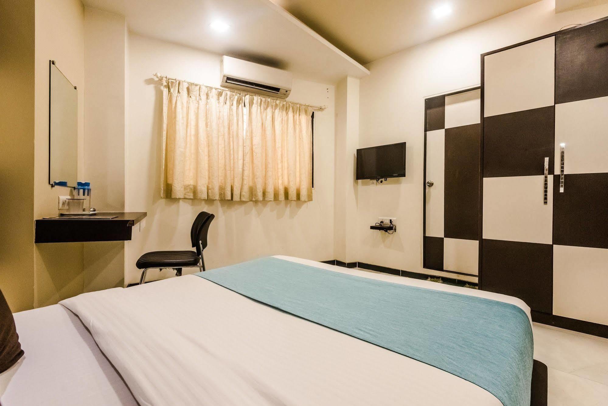 Hotel O Blue Pearl Residency Near Chhatrapati Shivaji International Airport Мумбай Екстериор снимка