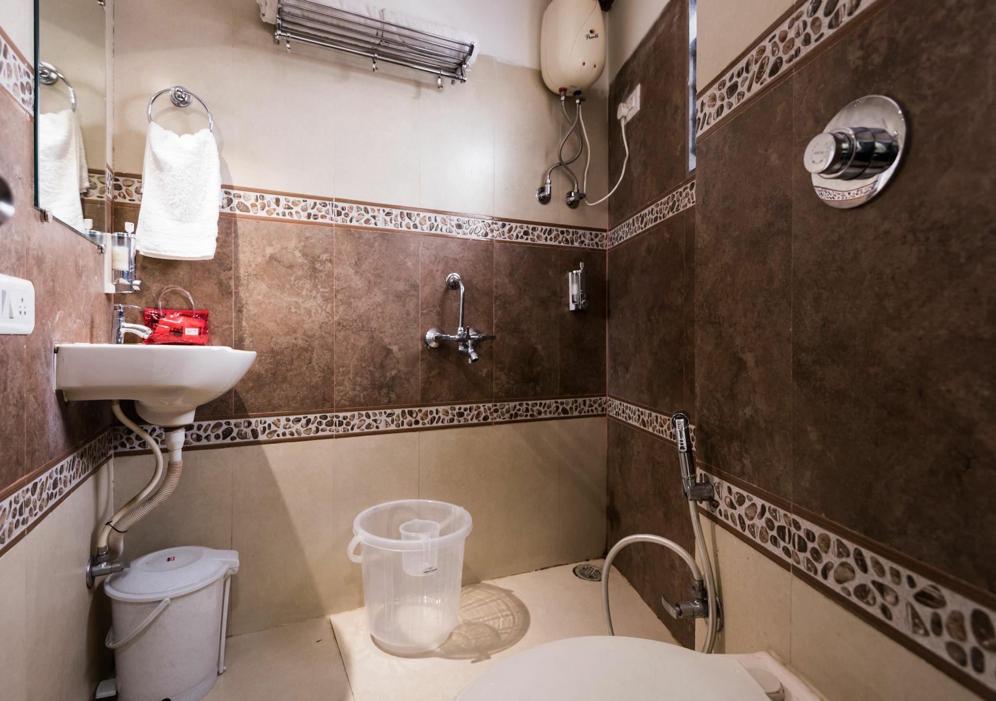 Hotel O Blue Pearl Residency Near Chhatrapati Shivaji International Airport Мумбай Екстериор снимка